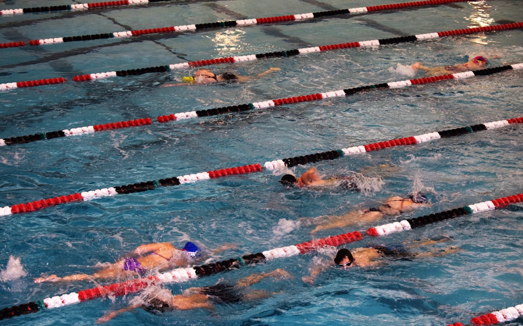 Photo teach swimming